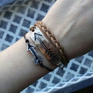 Braided vegan leather arrowhead charm bracelet